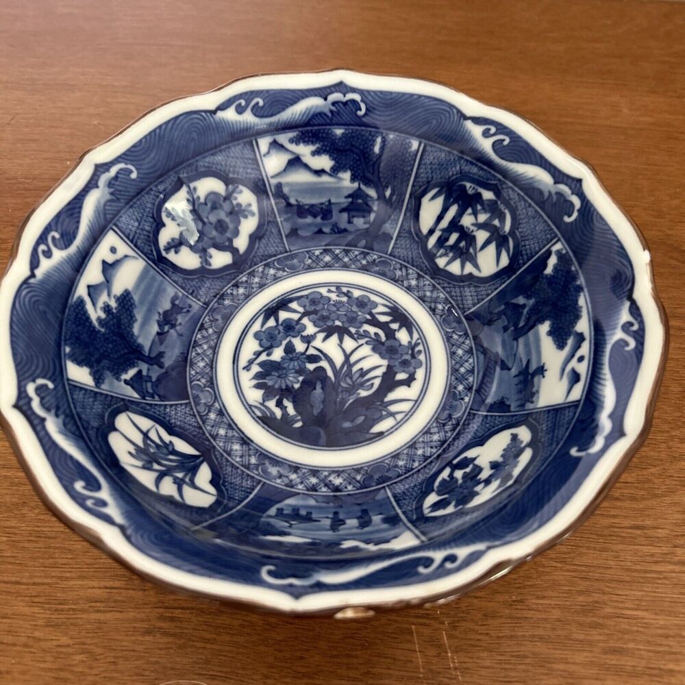 Japanese Bowl Vintage Blue and white Mt Fuji  7.5”x 2.5”Inches￼